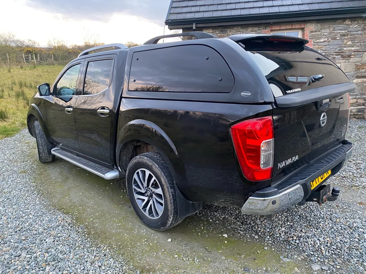 Nissan Navara Tekna 39k miles NO VAT - Image 4