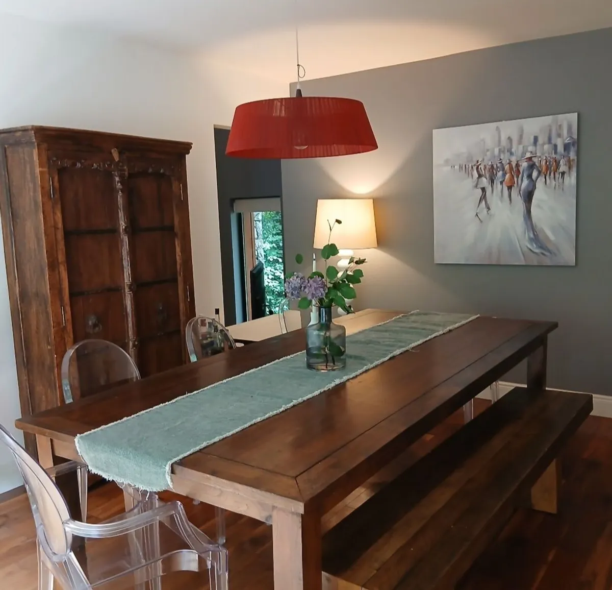 8 seater dining table - Image 1