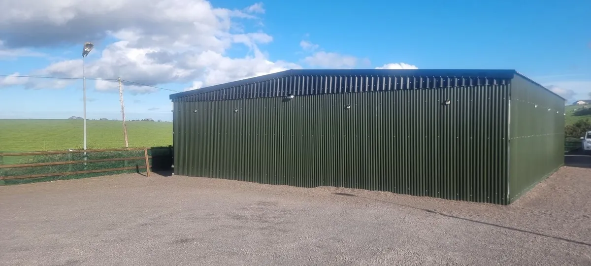 Workshop, built from Containers - Image 3