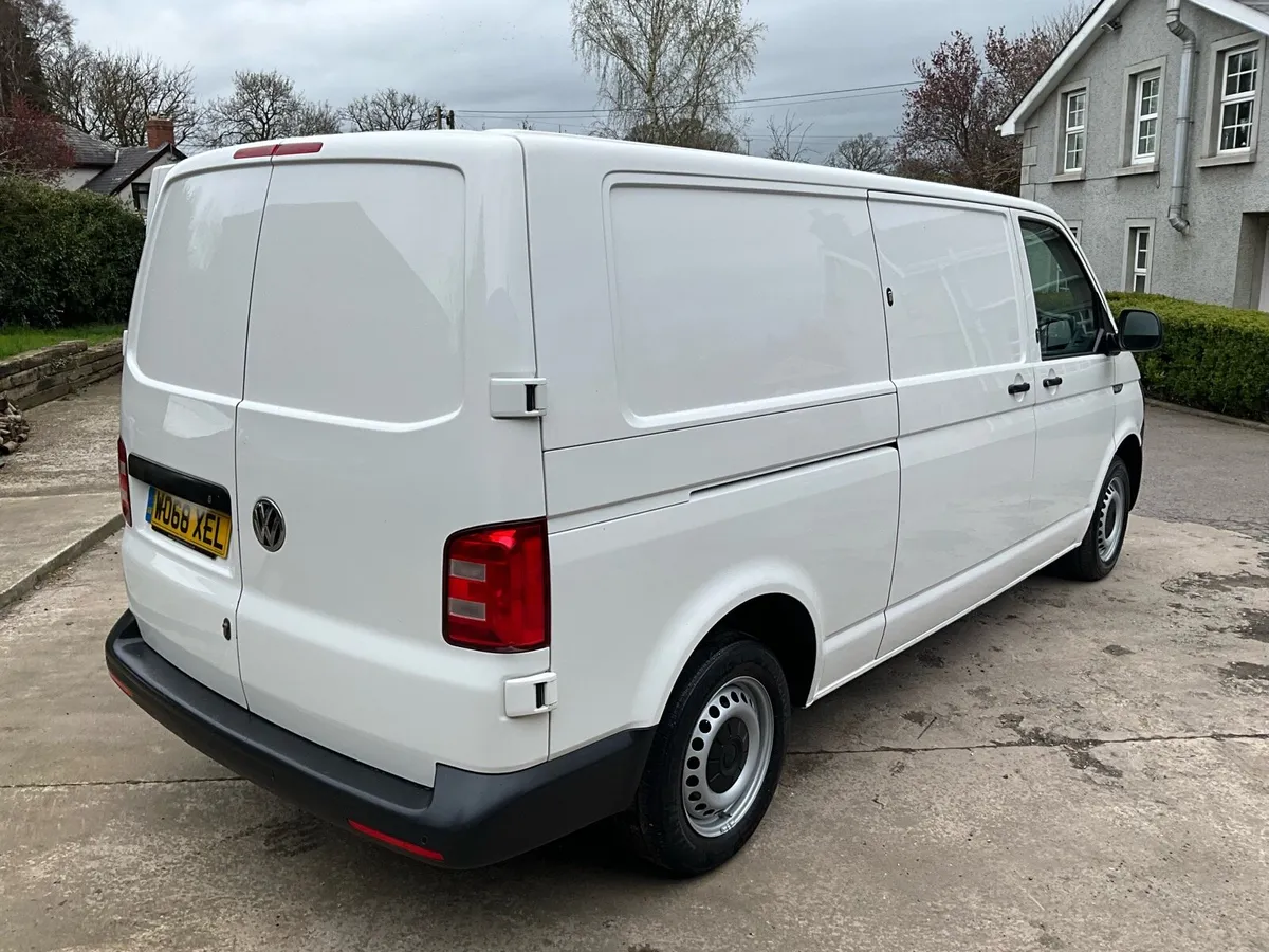 2019 VW Transporter T32 2.0 150ps LWB - Image 3