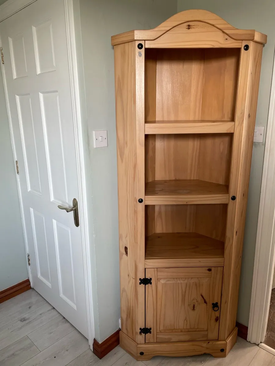 Corner cabinet - Image 1