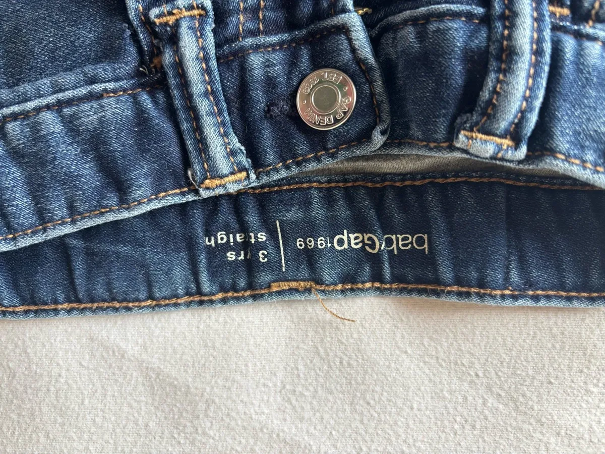 Gap boys outfit age 3 - Image 3