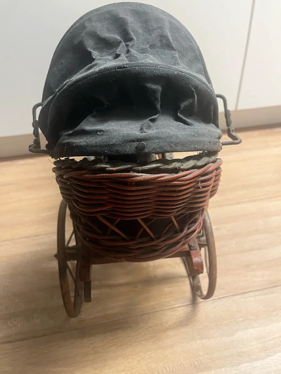 Vintage Large Antique Wood Carved Horse - Image 4