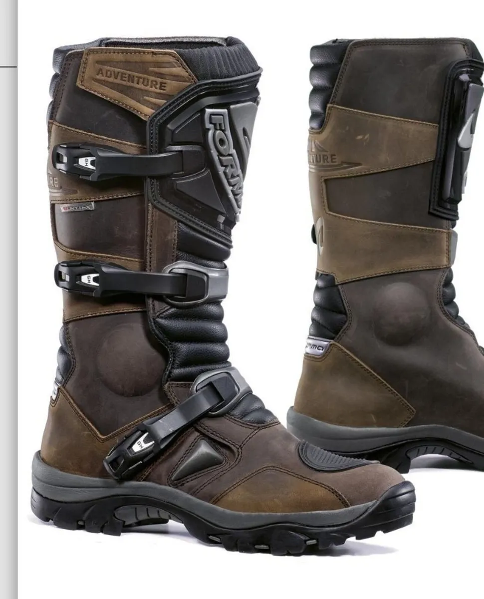 FORMA Adventure Boot - Image 2