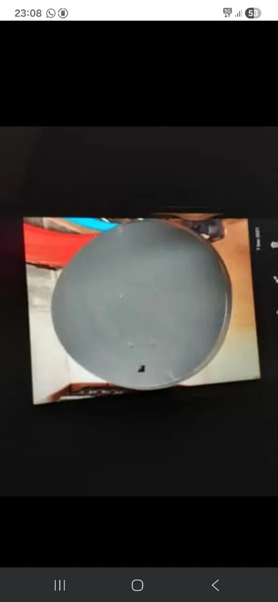 Satelite dishes, fixings, arms brackets - Image 1