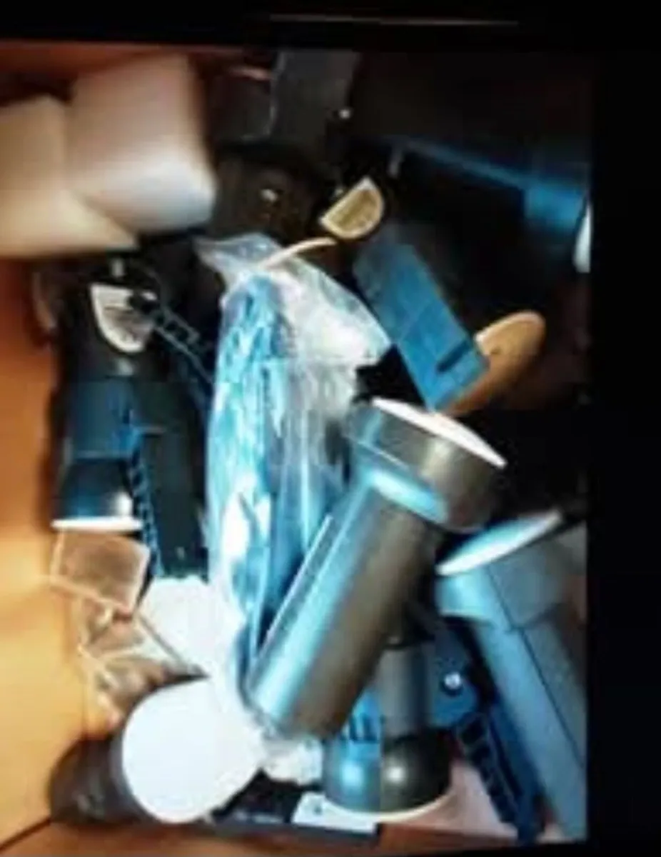 Satelite dishes, fixings, arms brackets - Image 3