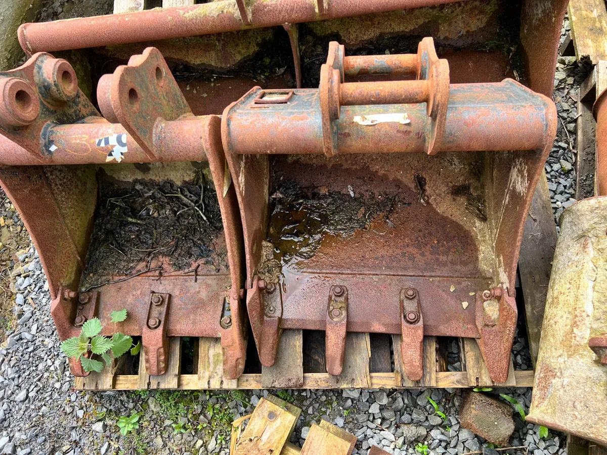 Mini Digger Buckets - Image 2
