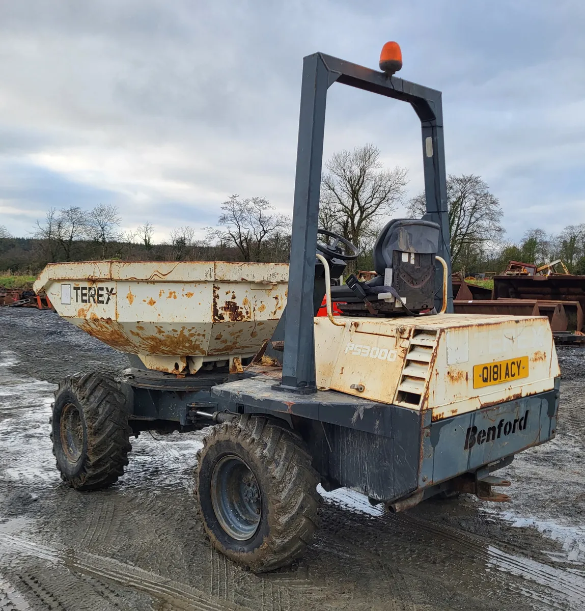 Terex PS3000 3ton swivel dumper - Image 3