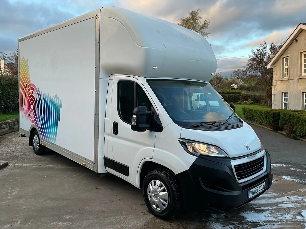 2020 Peugeot Boxer 335 2.0 130ps Maxi Mover - Image 1