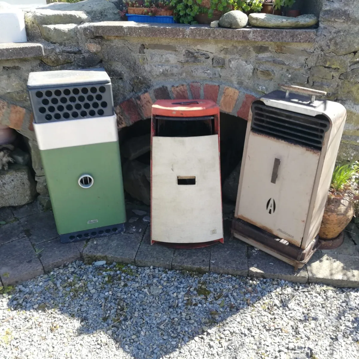 Vintage kerosene heaters - Image 1