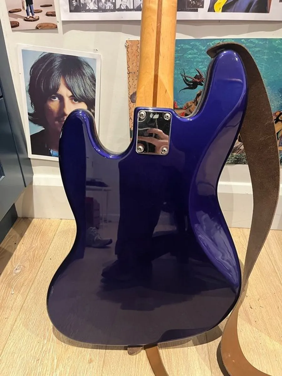 90s fretless fender jazz bass - Image 3