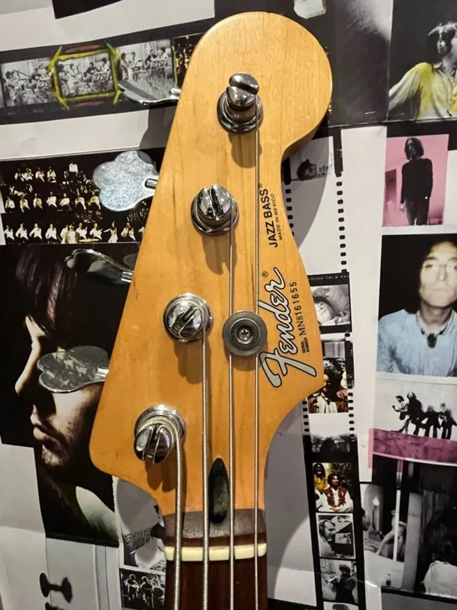 90s fretless fender jazz bass - Image 4