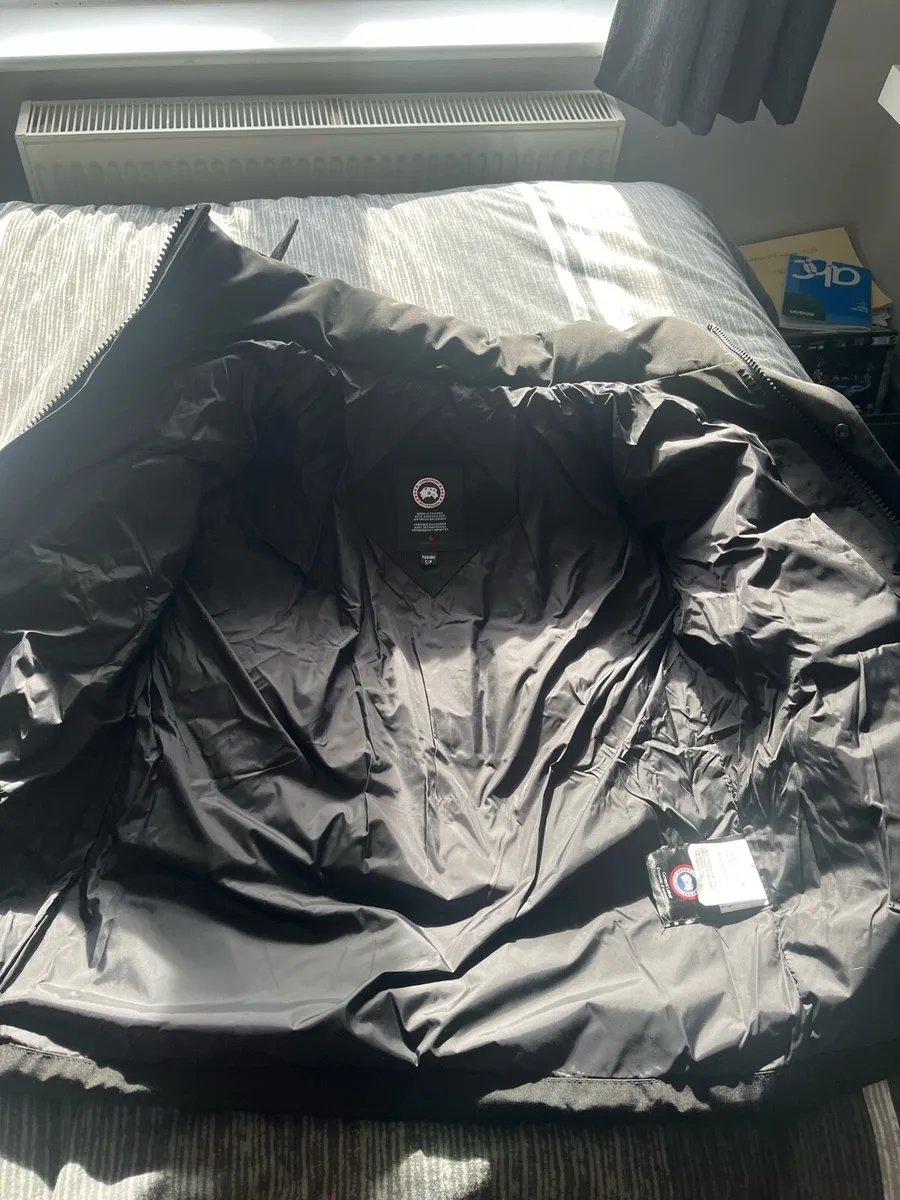 canda goose puffer - Image 4