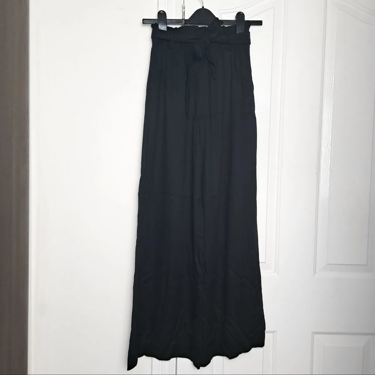 H&M Black Paperbag Wide Leg Trousers 6UK Petite - Image 1