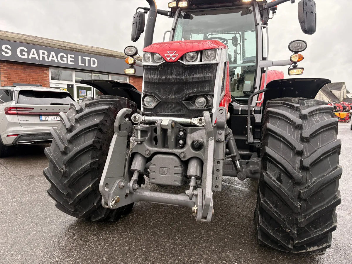 Massey Ferguson 7S.180 - Image 4