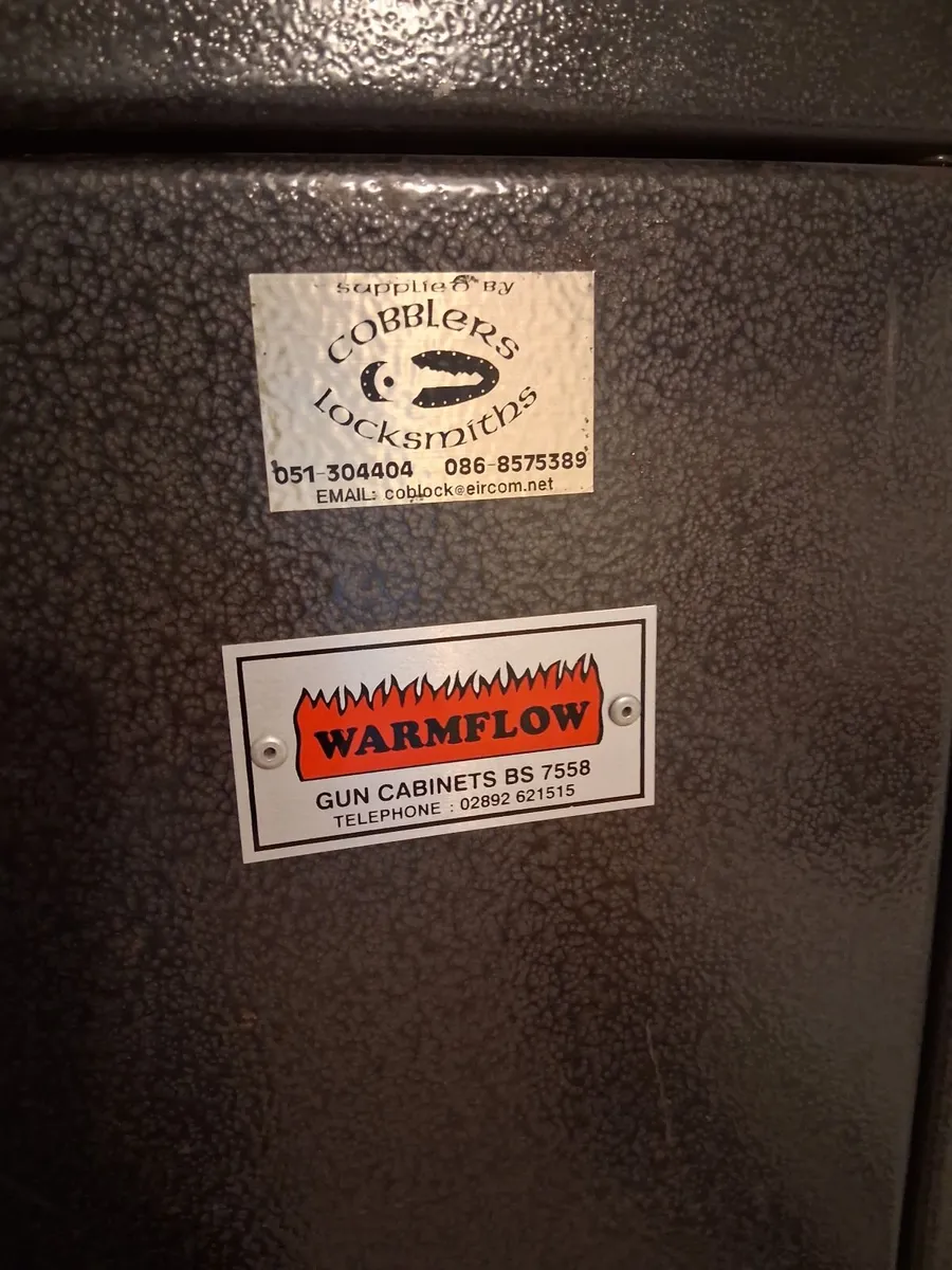 Gun cabinet - Image 3