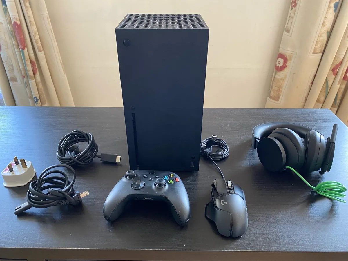 Xbox series x - Image 1
