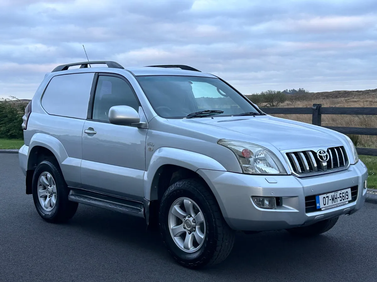 2007 Toyota Land Cruiser SWB - Image 1