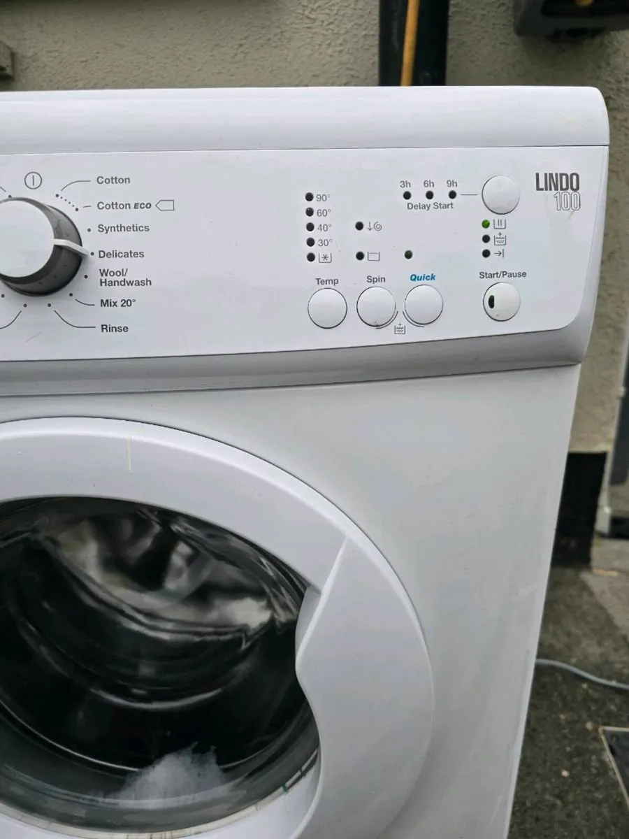 Zanusii lindo 100 8kg washing machine - Image 1