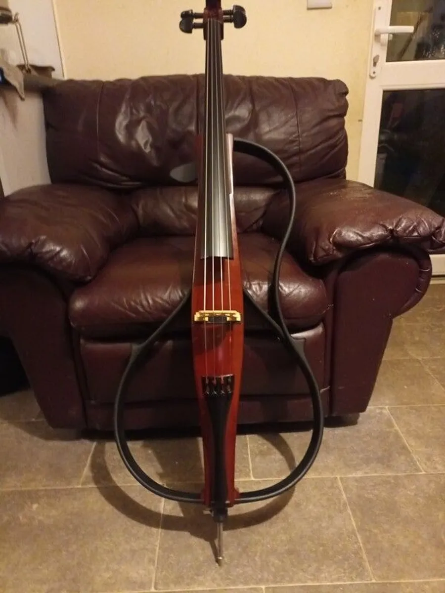 Cello Yamaha - Image 1