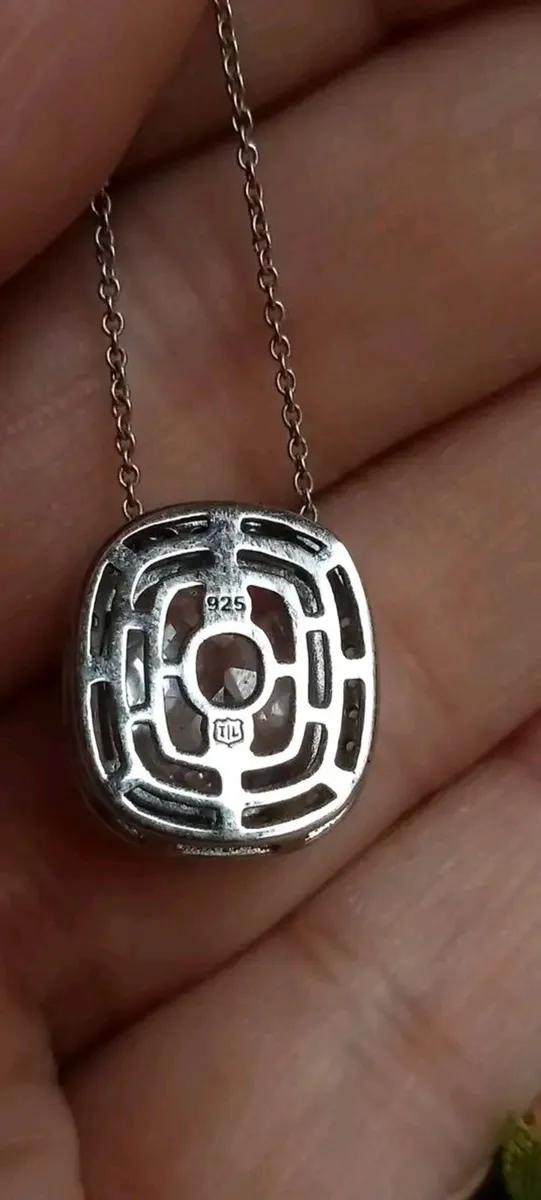 Beautiful Necklace - Image 2