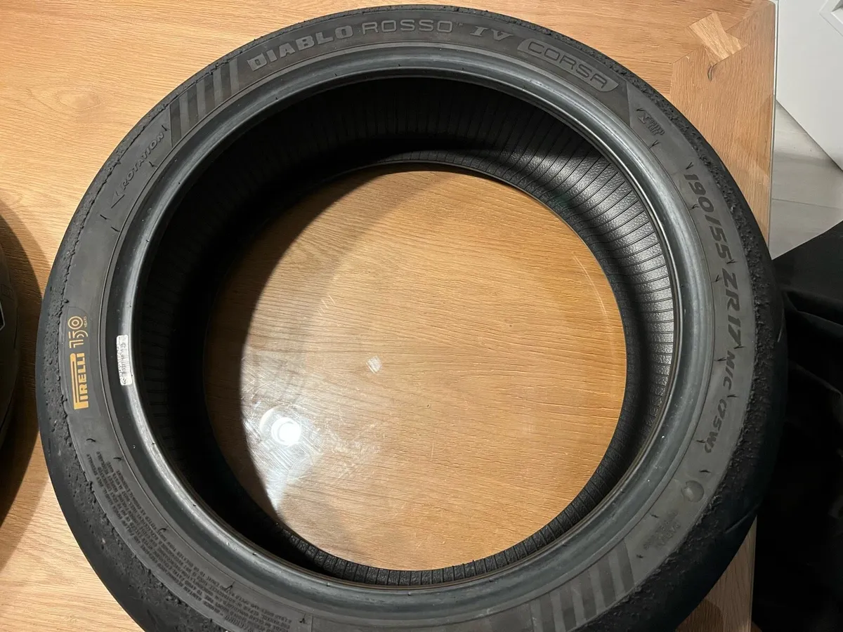 Pirelli Diablo Rosso Corsa 4 tires - Image 1
