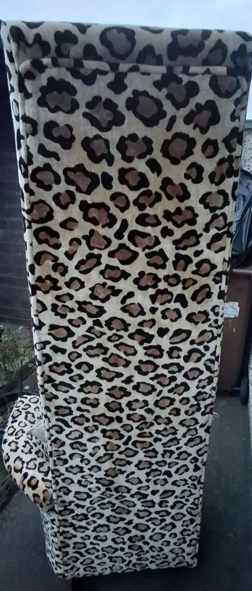 Bedroom Chair - Image 3