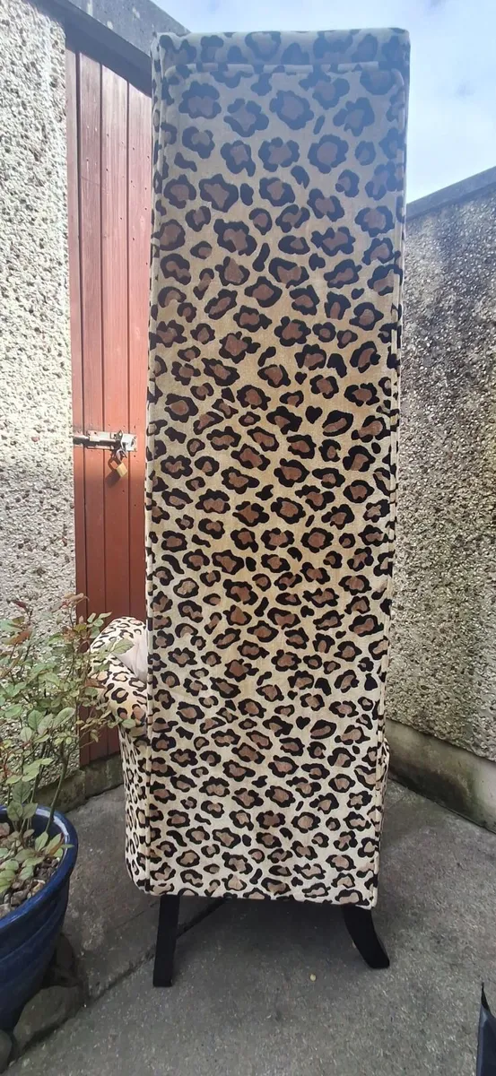 Bedroom Chair - Image 4