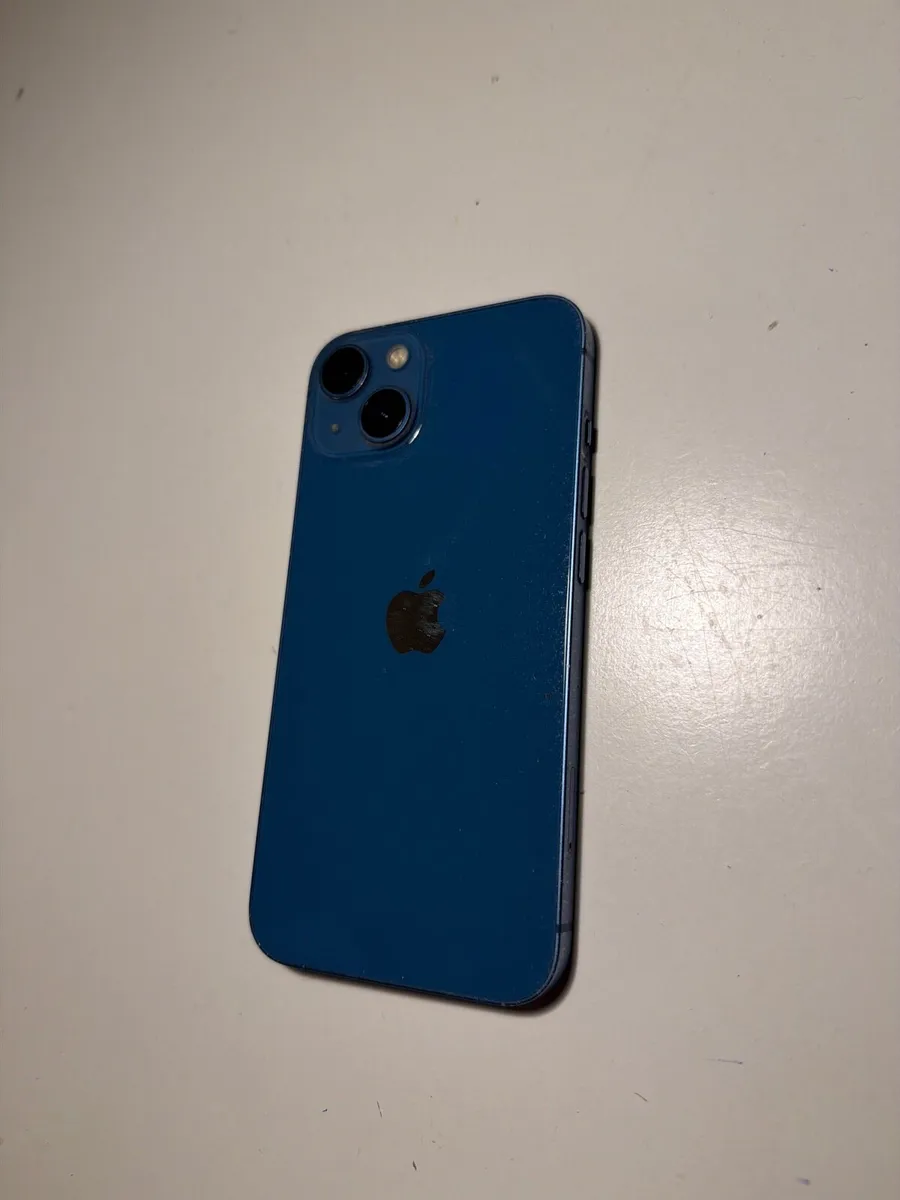 iPhone 13 - Image 1