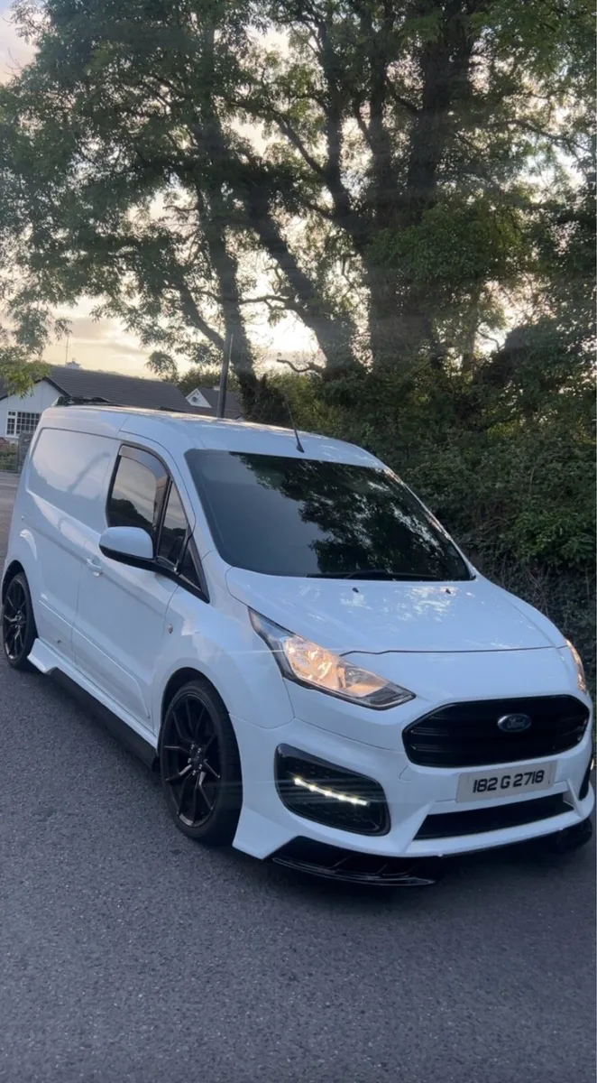 Ford Transit Connect Limited - Image 1