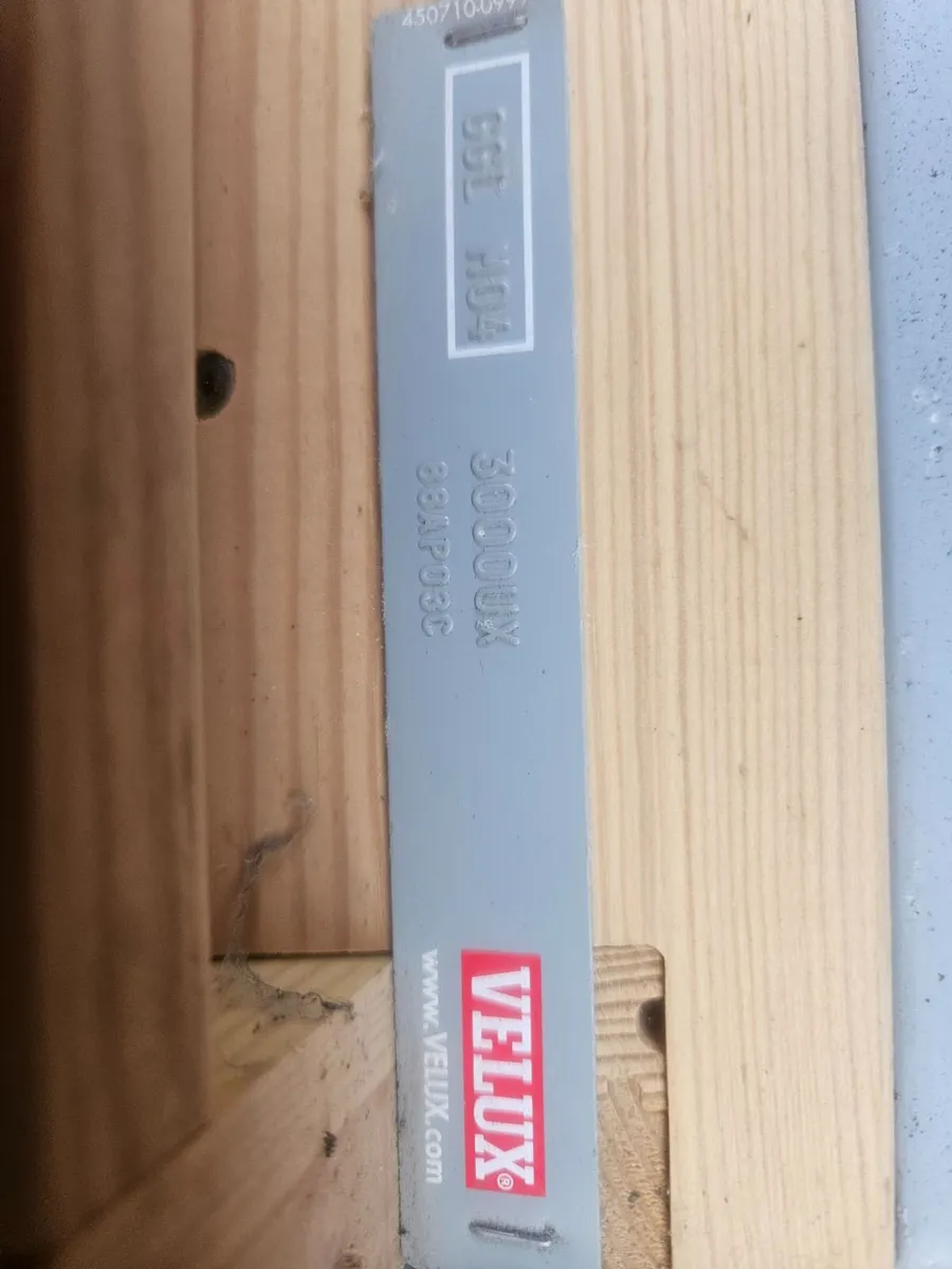 5 no. Velux windows - Image 3