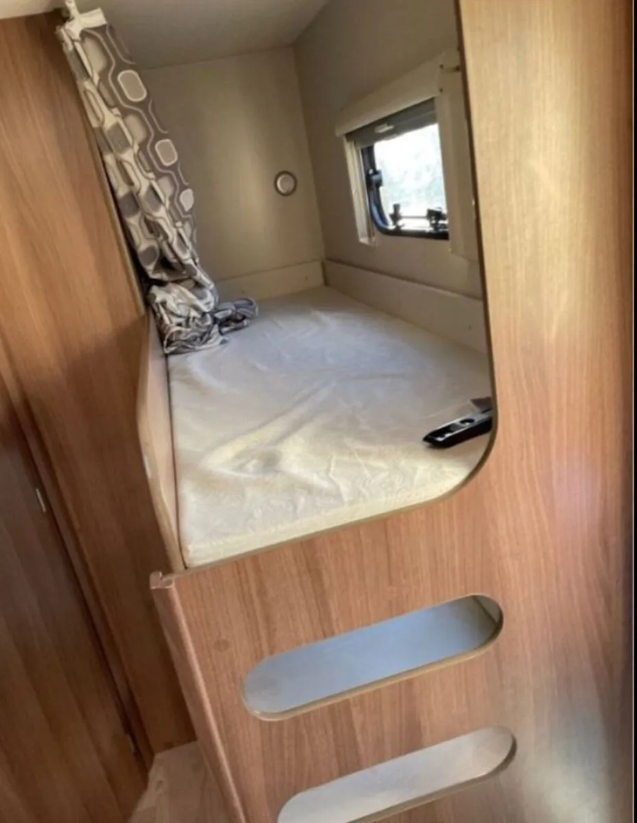 2016 6 Berth Lunar Venus - Image 4