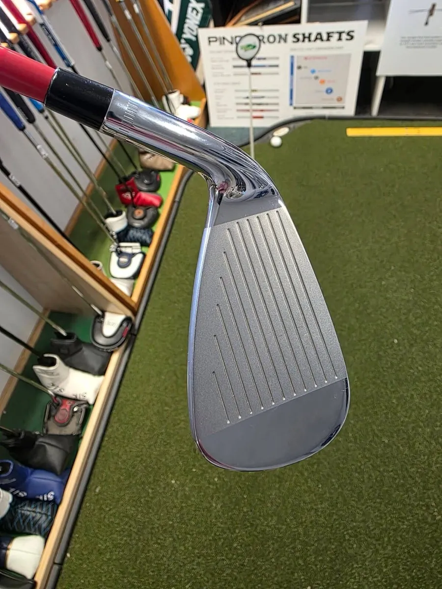 Wilson Staff Model Forged 2 Iron - Image 4