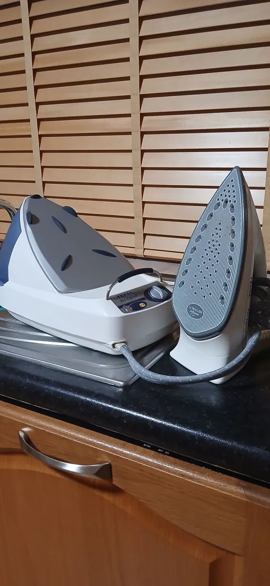 Tefal Pro  Plus Steam Iron - Image 4