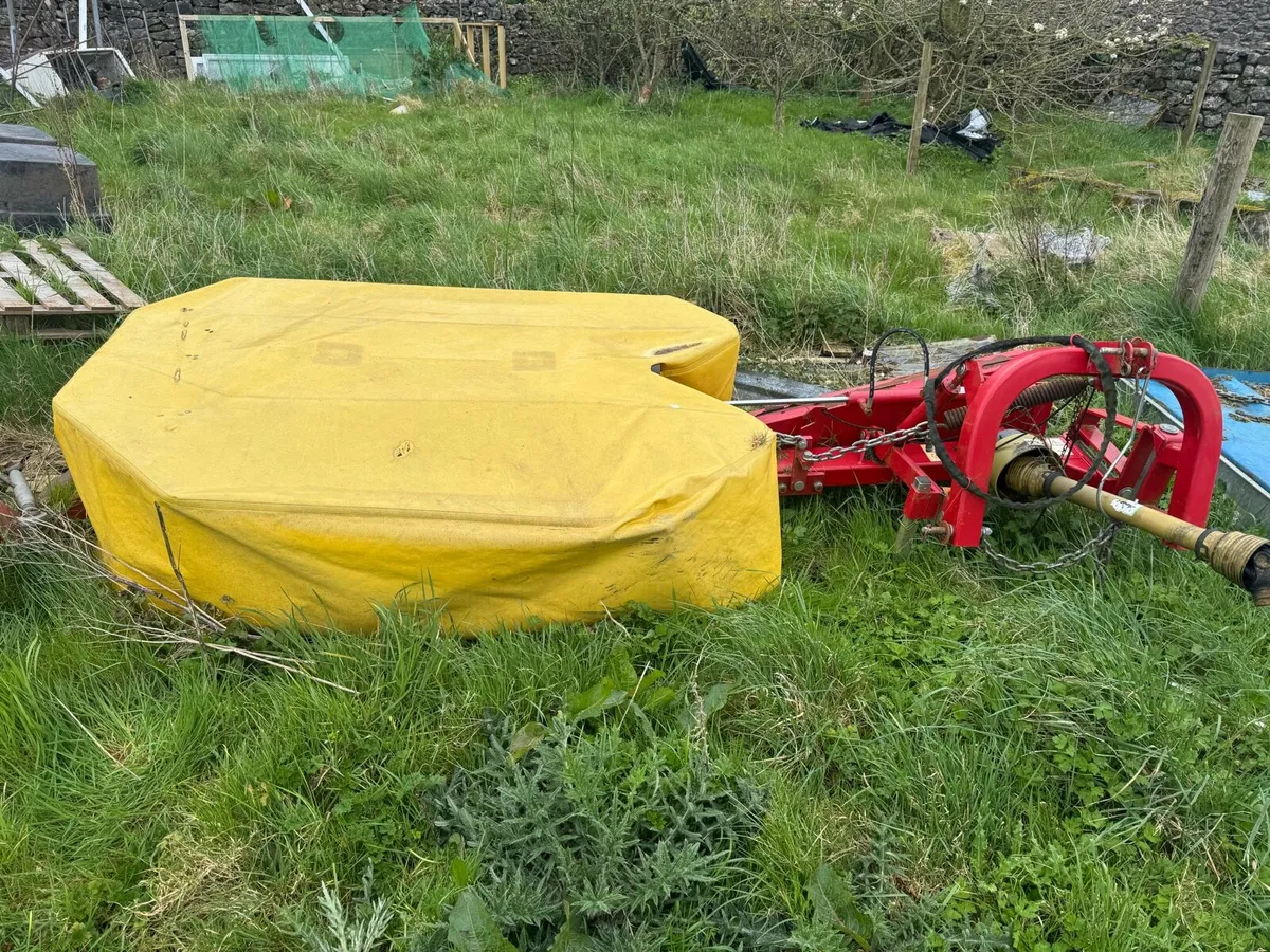 Farm machinery - Image 1