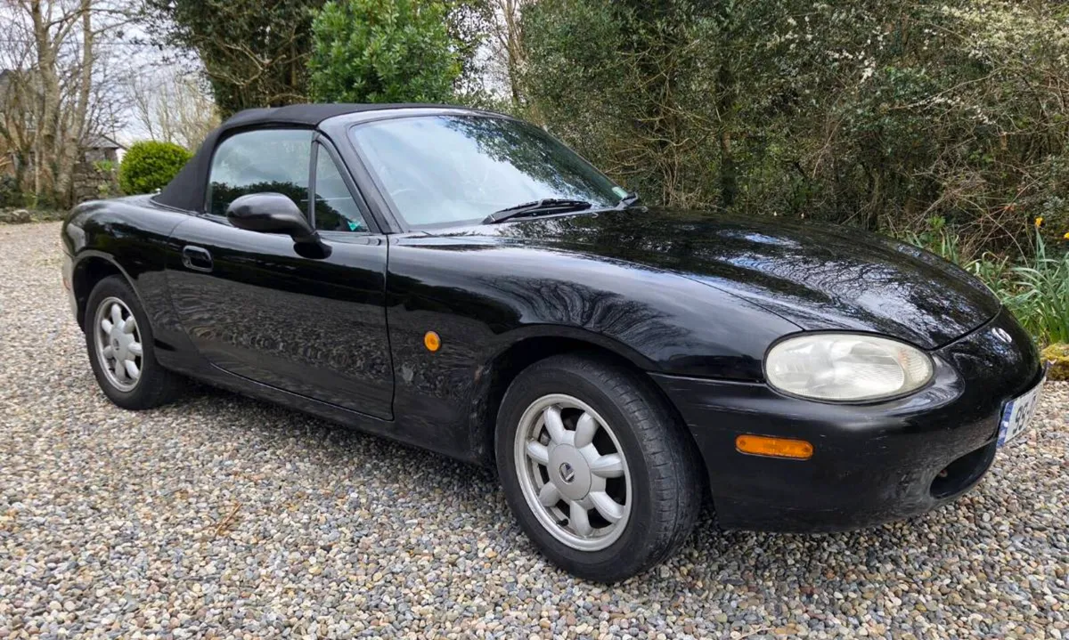 1999 Mazda MX5 - Image 1