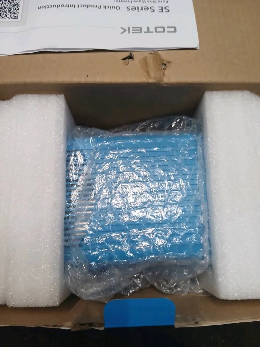 Pure  sine wave lnvrter brand new in the box - Image 1