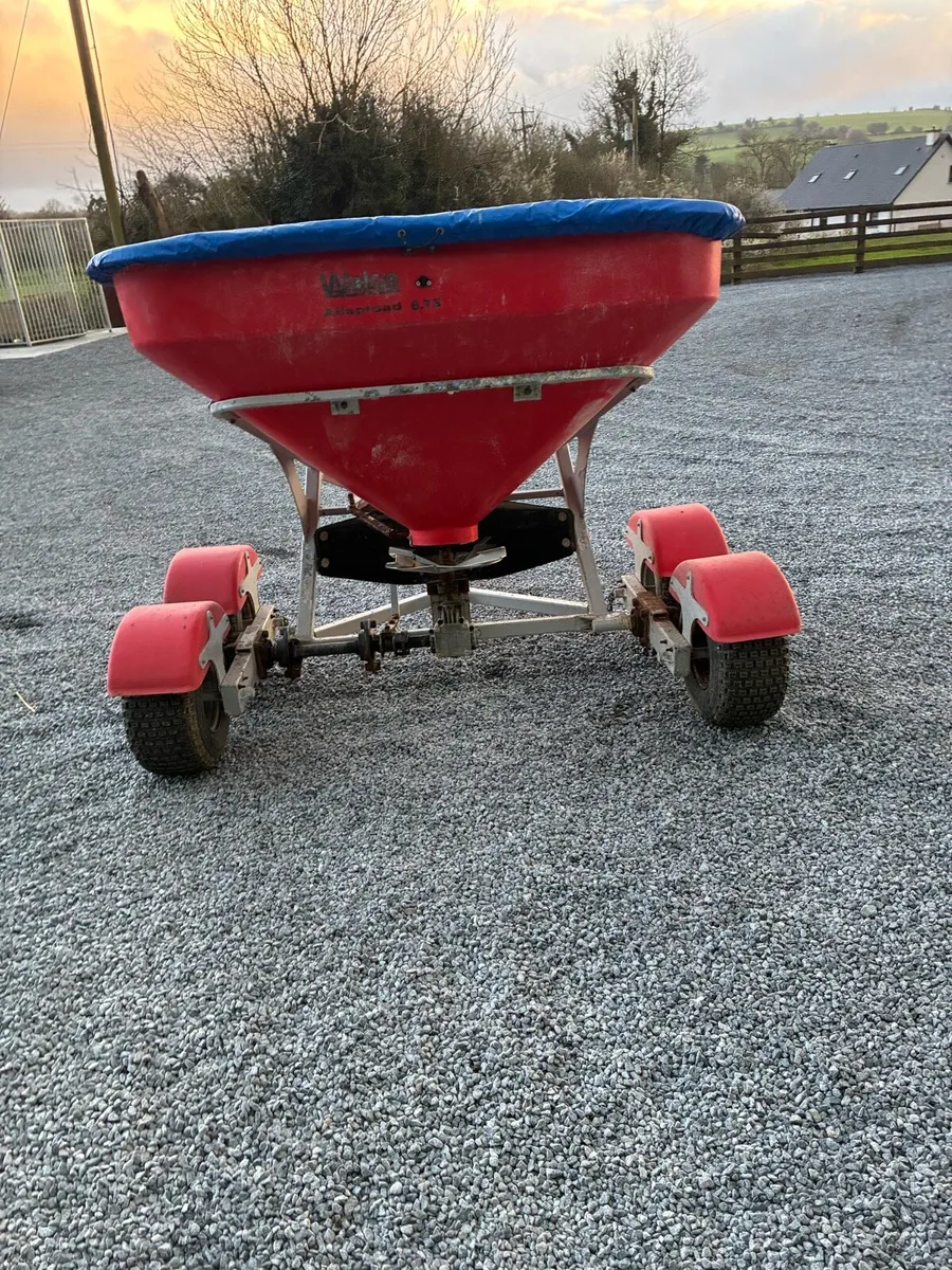 Manure spreader for a quad - Image 1
