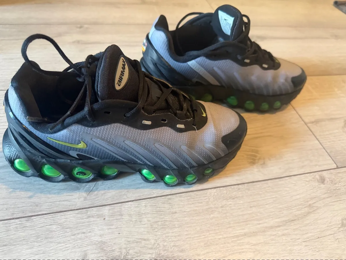 Nike air max junior kids  size 3.5 - Image 1