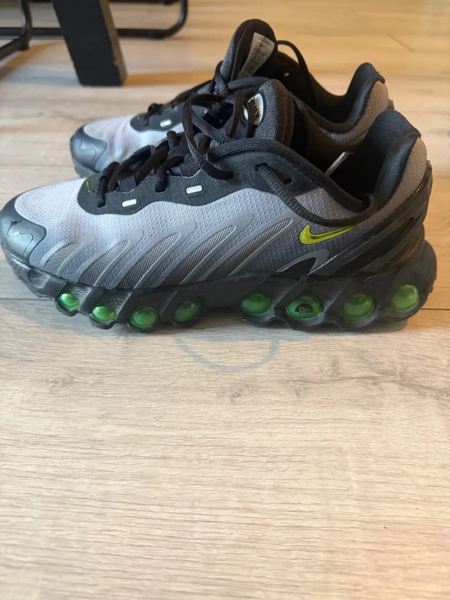 Nike air max junior kids  size 3.5 - Image 3