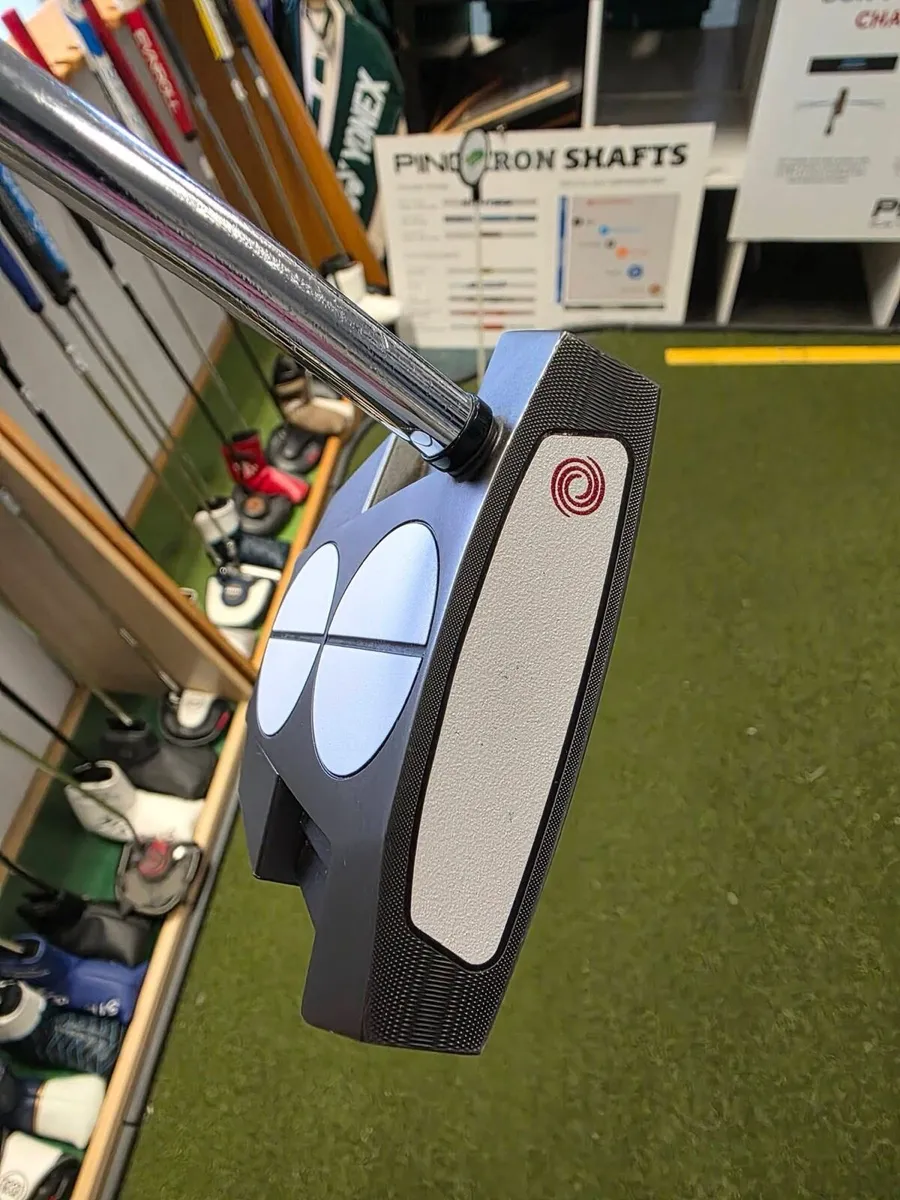 Odyssey 2-Ball Tour Lined Putter - Image 3
