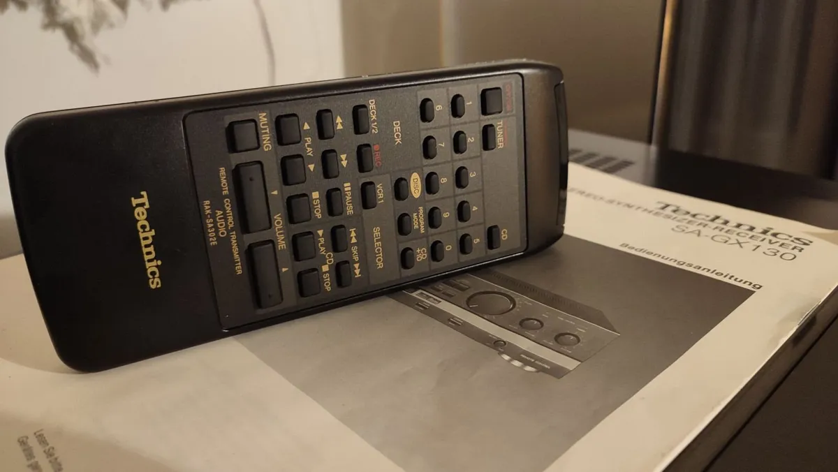 Class TECHNICS SA-GX130,genuineRemote.VGC.CLEANED. - Image 4
