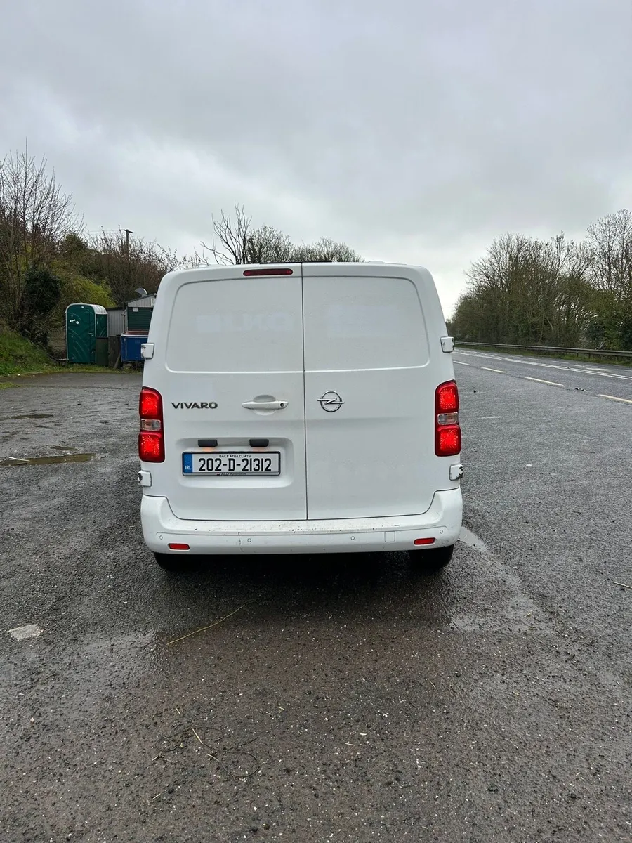 2020 opal vivaro sportive - Image 3