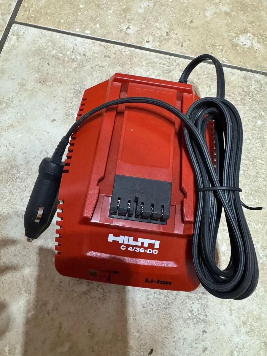 Hilti charger - Image 1