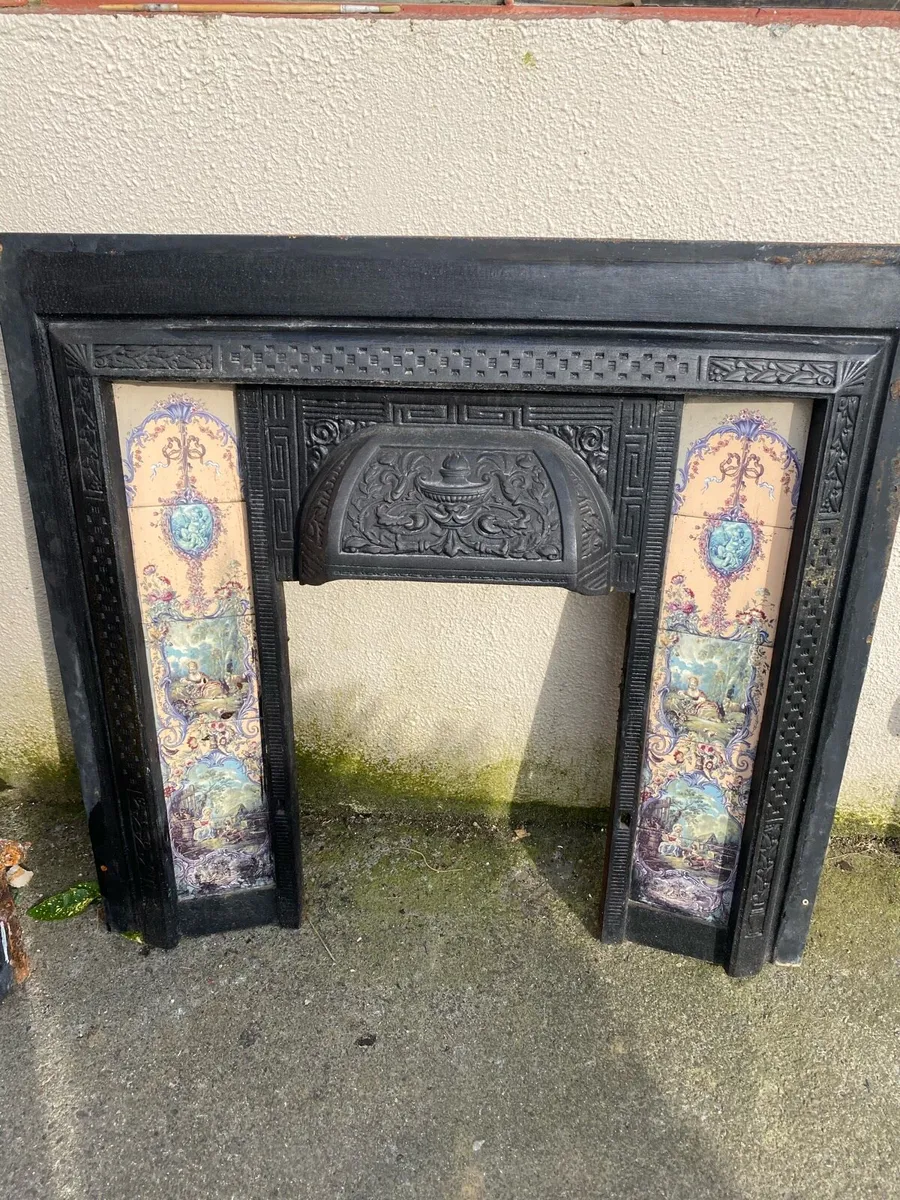 Cast iron fireplace - Image 1