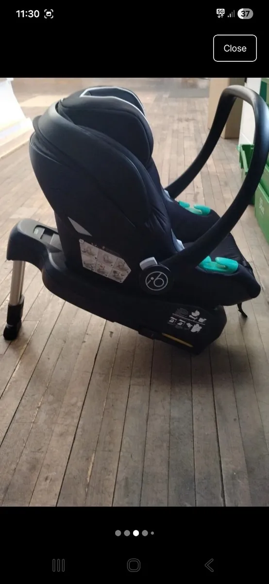 Car seat - Image 1