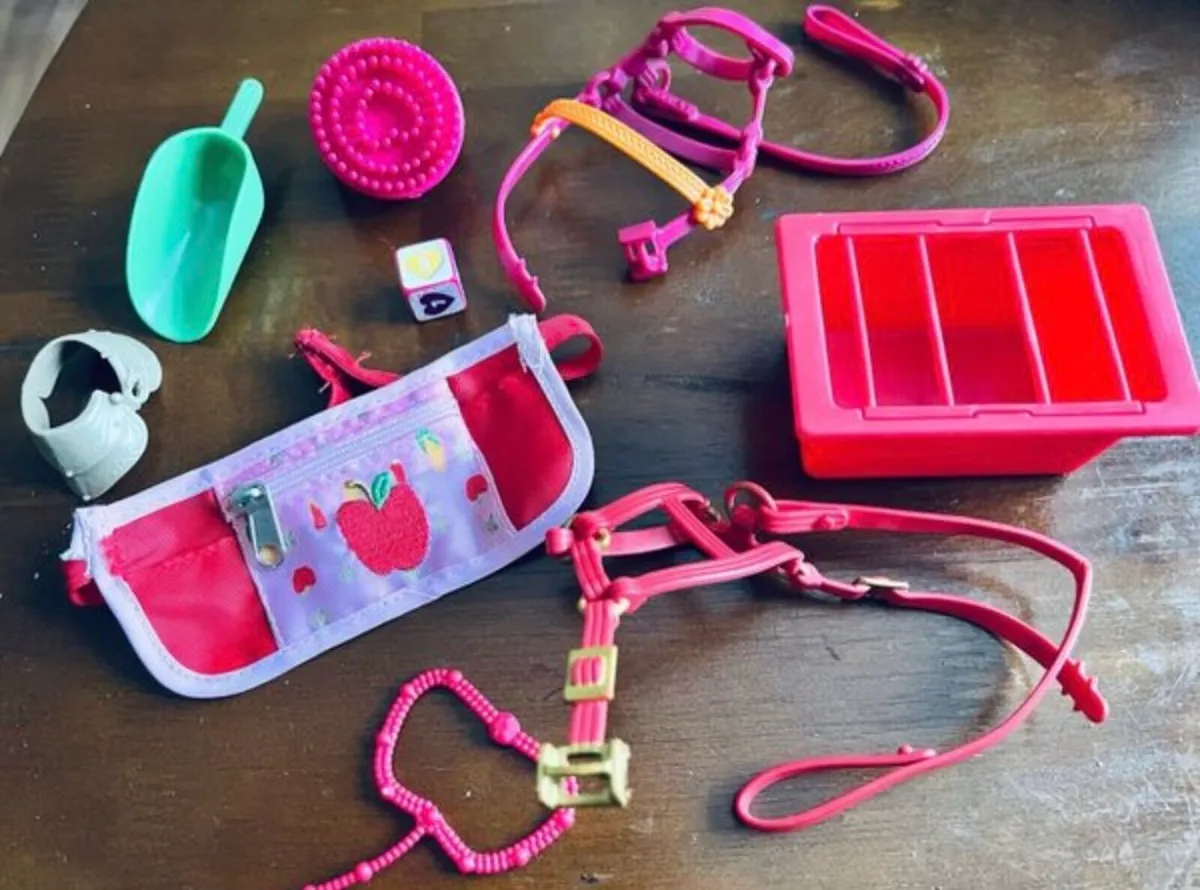 Bundle of toys - Image 3