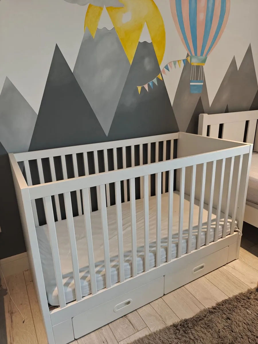 Cot/Cot Bed - Image 1