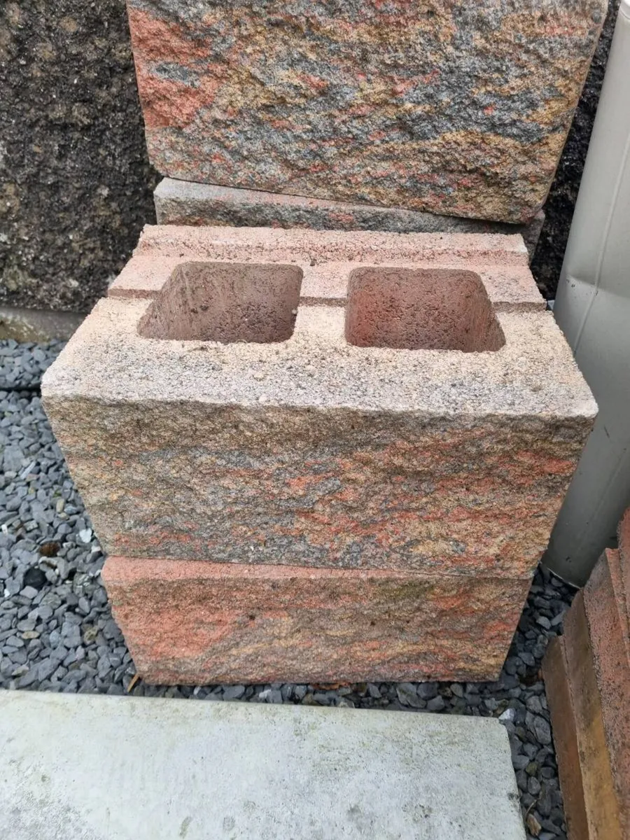 Blocks and capping - Image 1