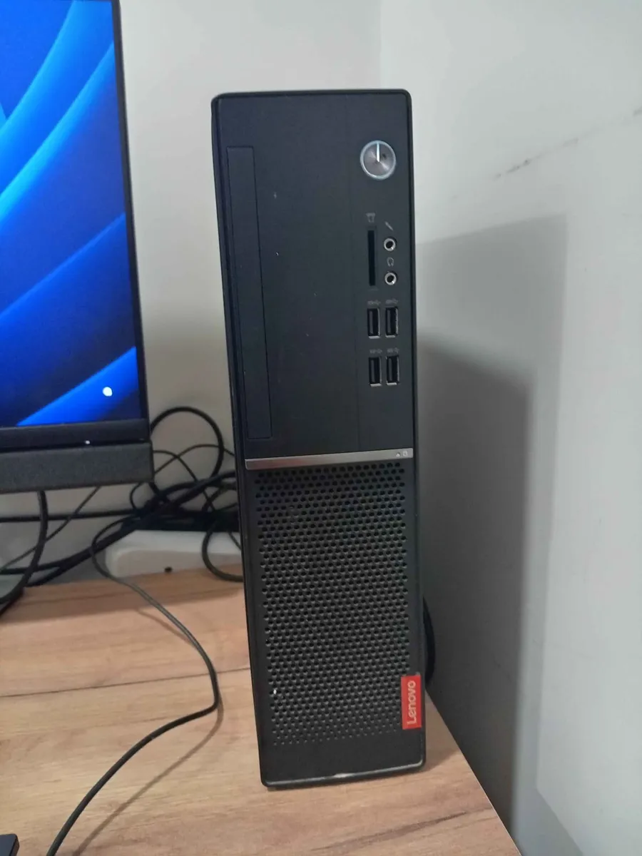Lenovo PC – 8GB RAM – SSD – Keyboard & Mouse - Image 2